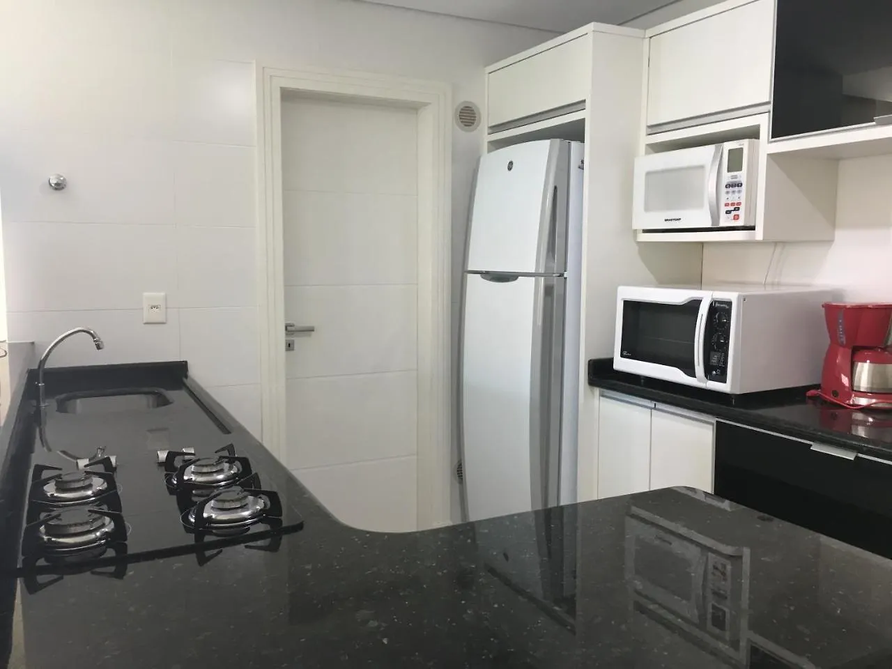 4 Ilhas, 2 Suites, 2 Garagens Bombinhas 0*,  Brasilien